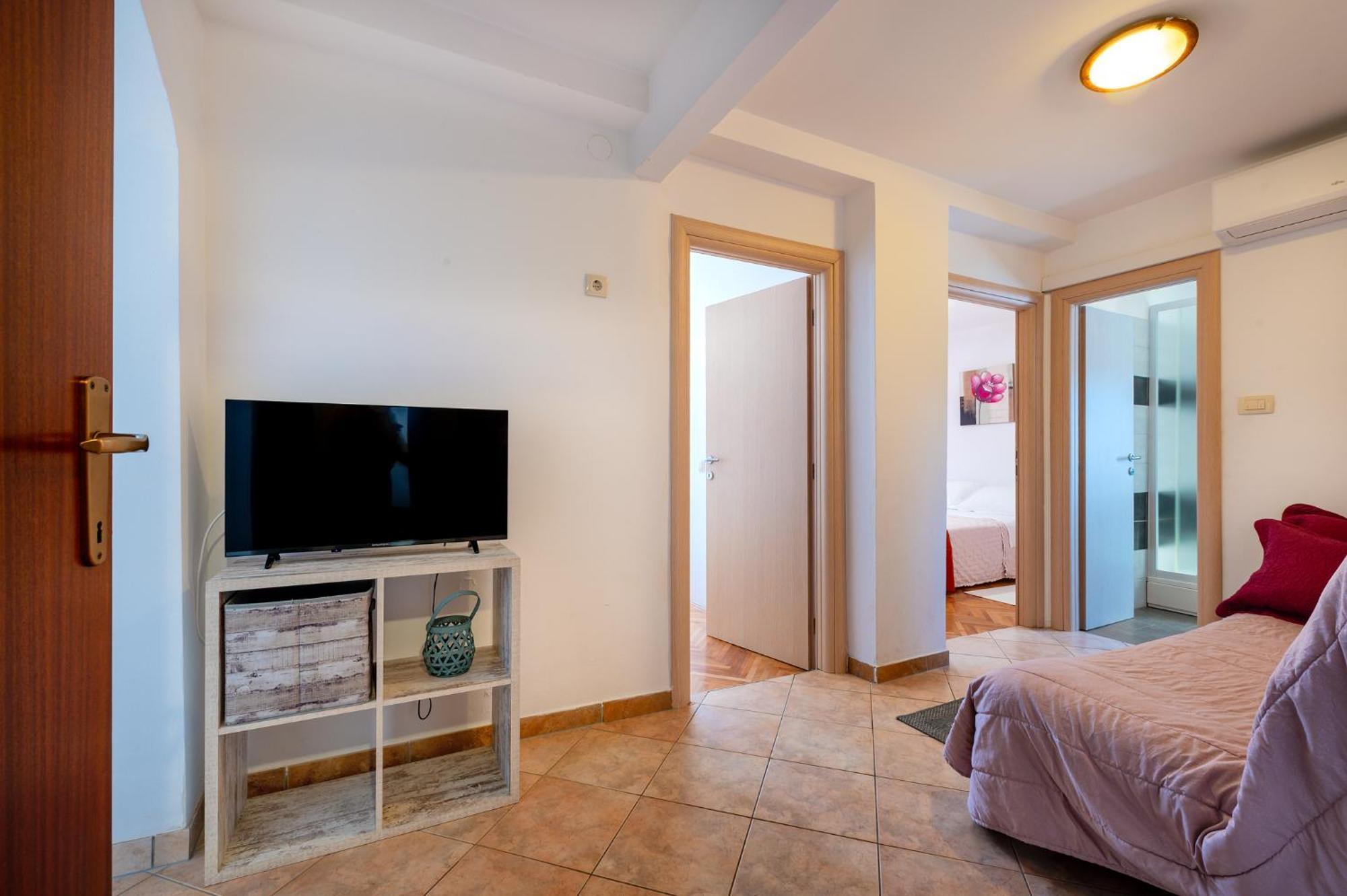 Apartmani Kardum Brodarica Buitenkant foto