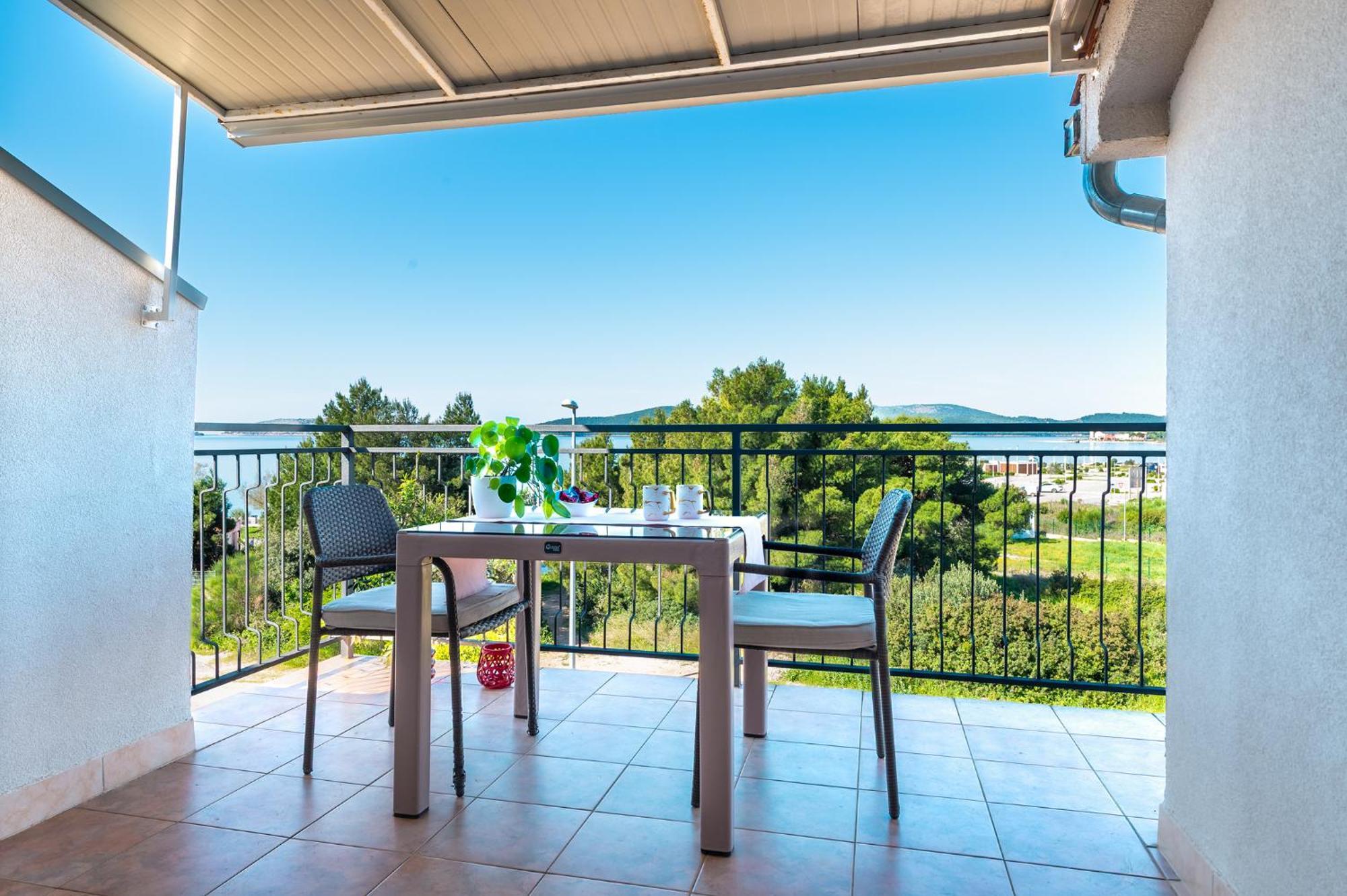 Apartmani Kardum Brodarica Buitenkant foto