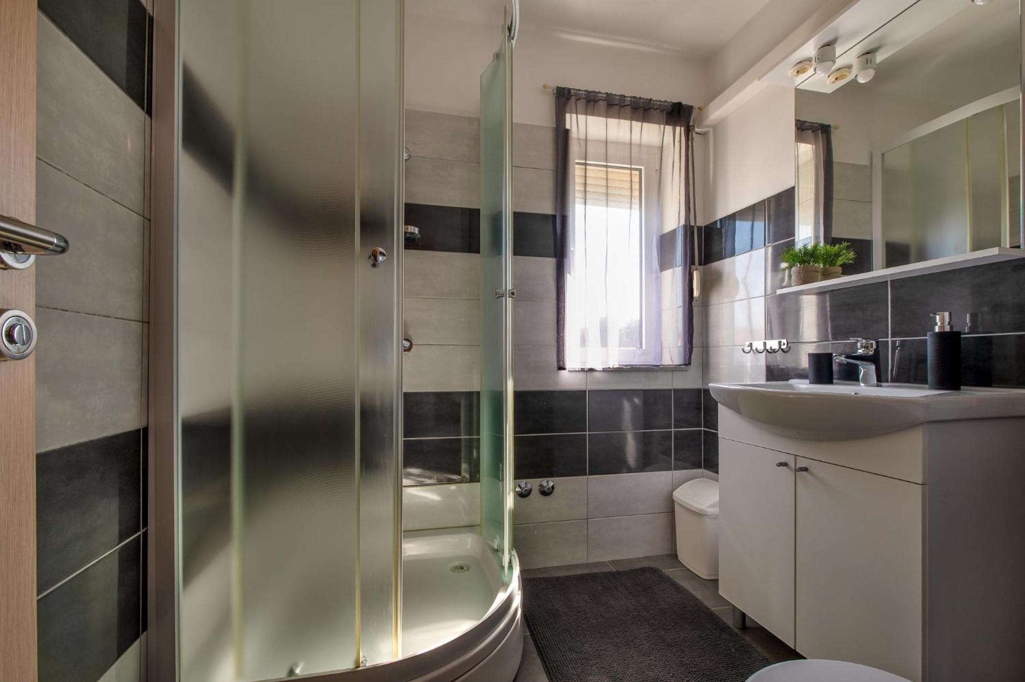 Apartmani Kardum Brodarica Buitenkant foto