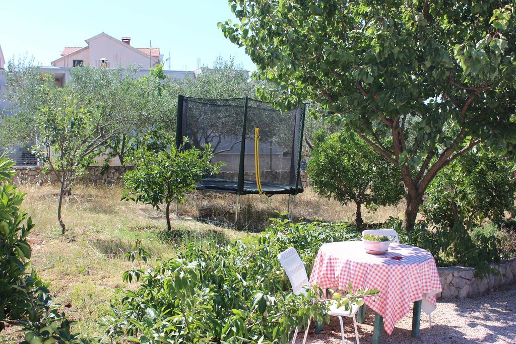 Apartmani Kardum Brodarica Buitenkant foto