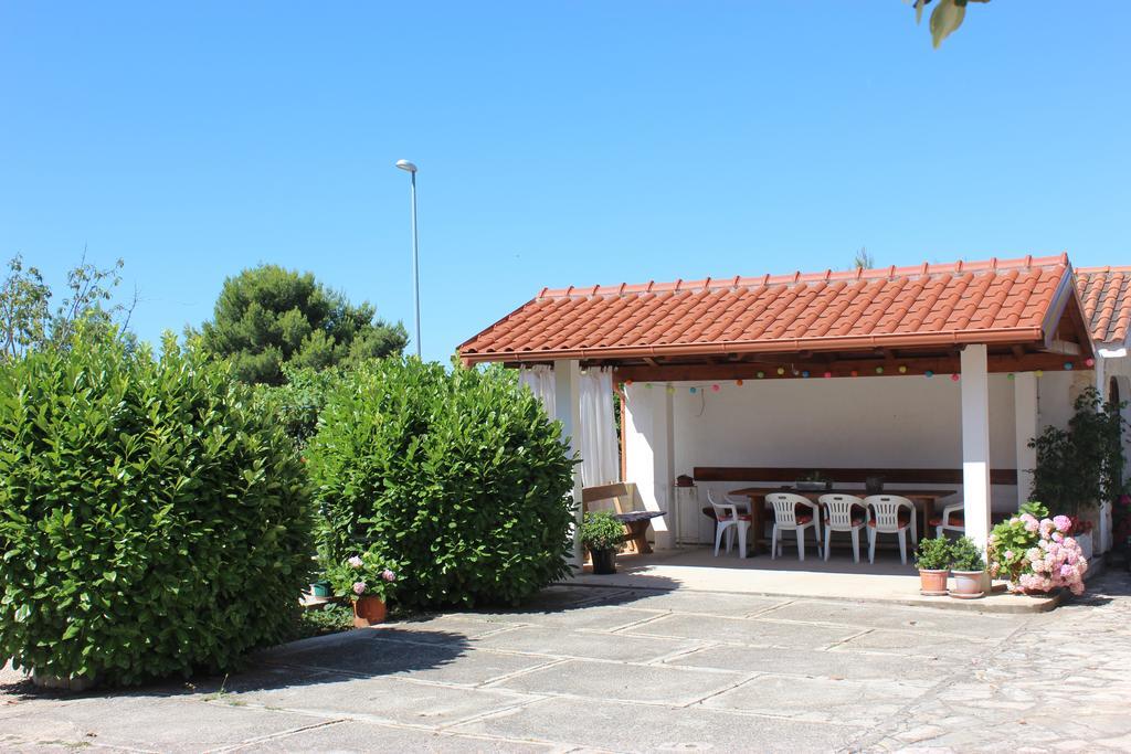 Apartmani Kardum Brodarica Buitenkant foto